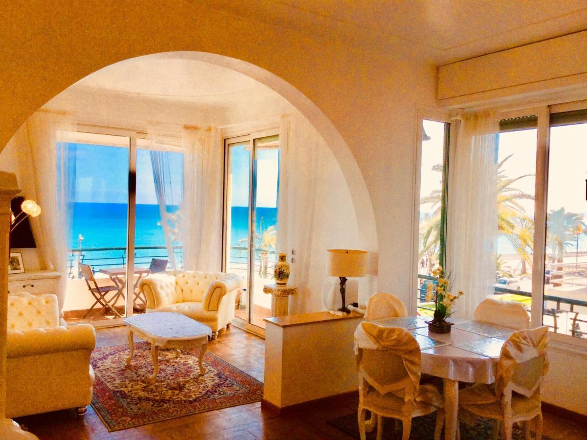 Endless Stunning Mediterranean Sea Views Promenade Des Anglais Nice Exterior photo